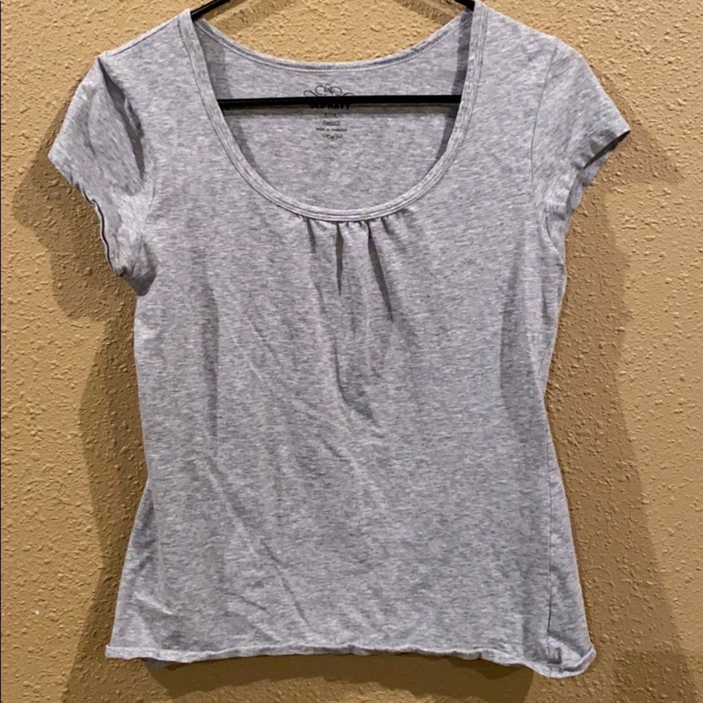 Old Navy gray short sleeve shirt